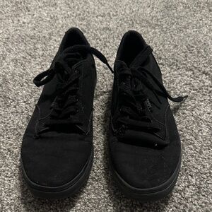 Black Casual Sneakers